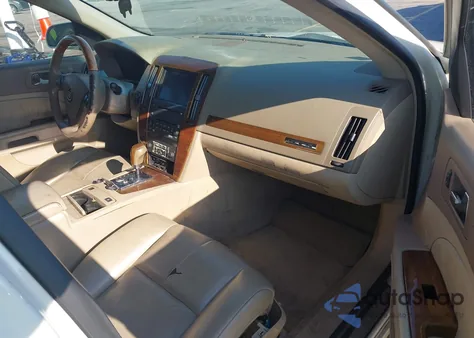 2005 Cadillac Sts V8 from USA, damaged, VIN 1G6DC67A550189930